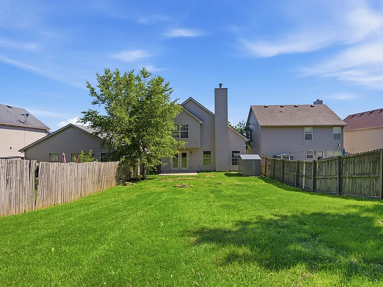 2560 Rockaway Pl — Photo 33