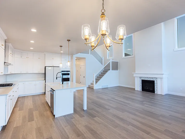 1147 N Highpass Dr — Photo 3