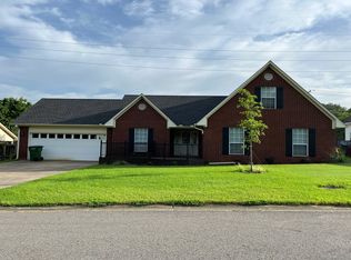 1906 Ridgewood Dr, Clarksville, AR 72830