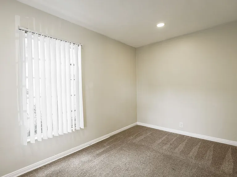 478 Landfair Ave — Photo 22