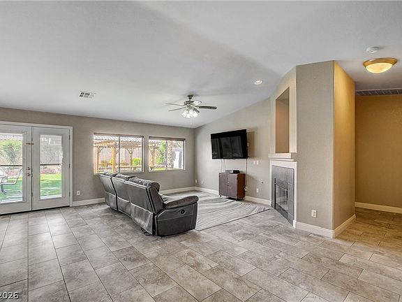 2nd image of 910 Cobblestone Cove Rd