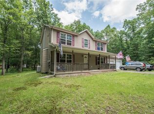 6 Pine Tree Rd, Albrightsville, PA 18210
