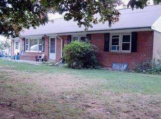 720 Pearl Ave, Manheim, PA 17545