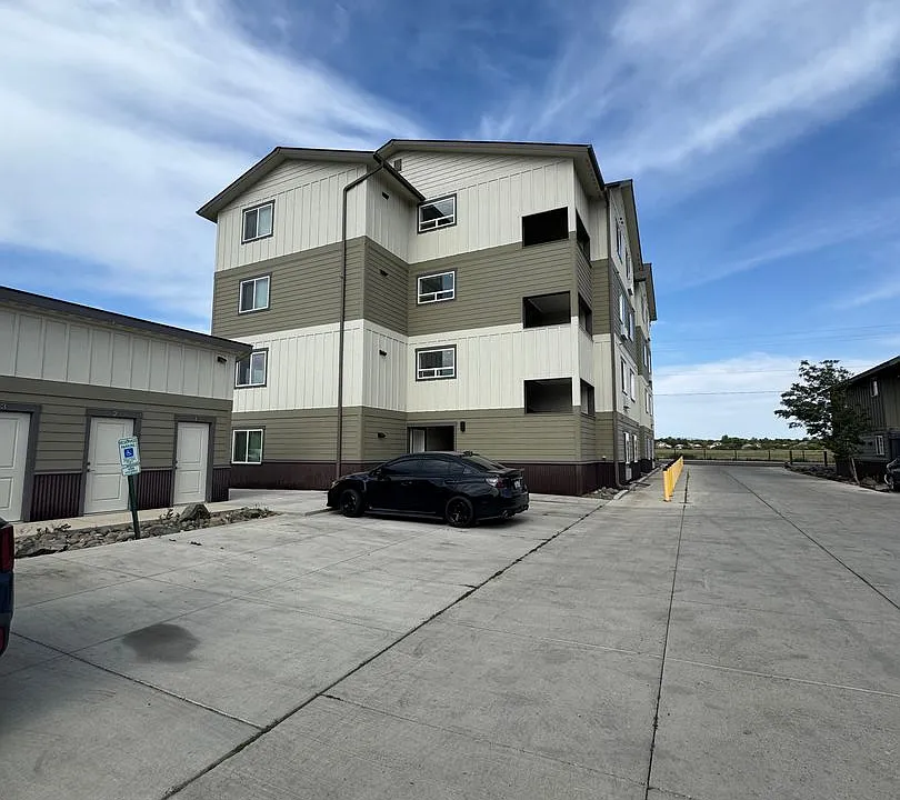 2249 N Airport Rd