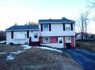 22 Rachel Blvd, Lewiston, ME 04240