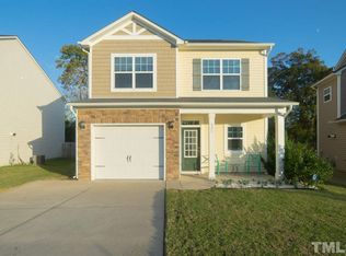 625 Hunters Ridge Dr, Fuquay Varina, NC 27526