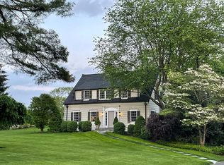 12 Covewood Dr, Norwalk, CT 06853