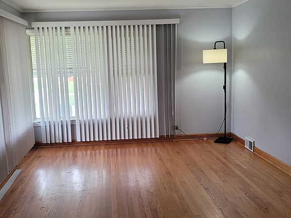 4th image of 1357 Heidorn Ave