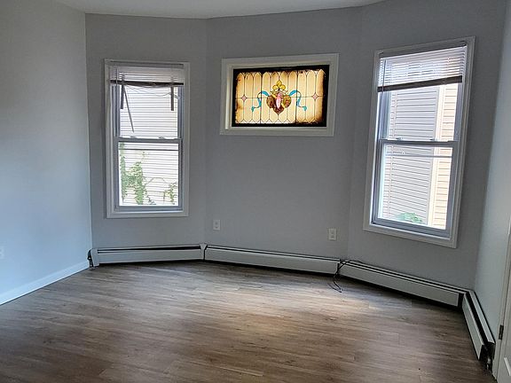 5th image of 80 Seymour Ave #1R