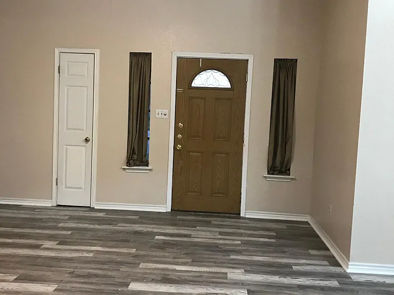 7109 Fort Collins Dr — Photo 15