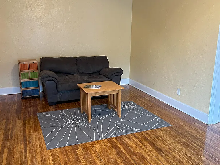 610 Summit Avenue — Photo 42