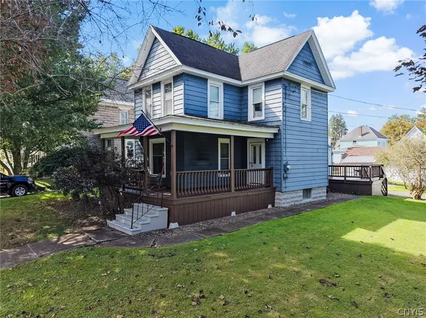58 W 1st St S, Fulton, NY 13069