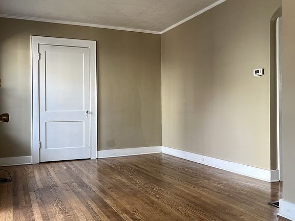 View of Living Room (2)