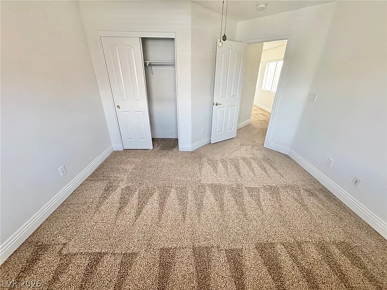 9469 Thatched Sunlight Ct — Photo 16