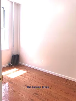 Rented by Lucrum Group | media 18