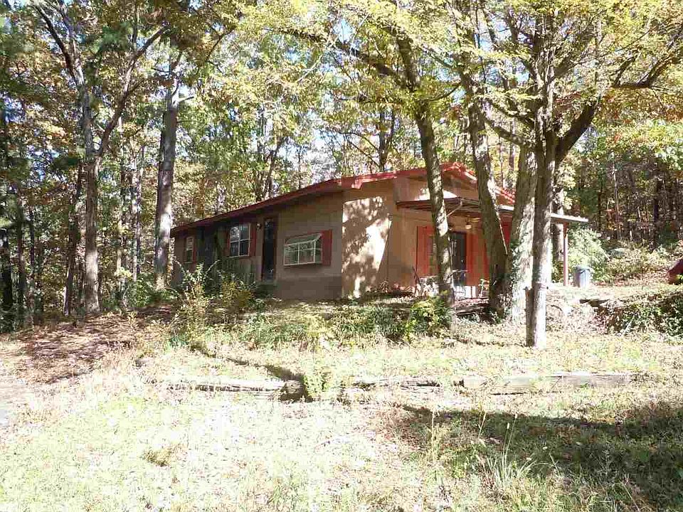 1st image of 830 Dogwood Trl