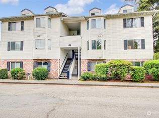 11419 SE 258th St APT F202, Kent, WA 98030