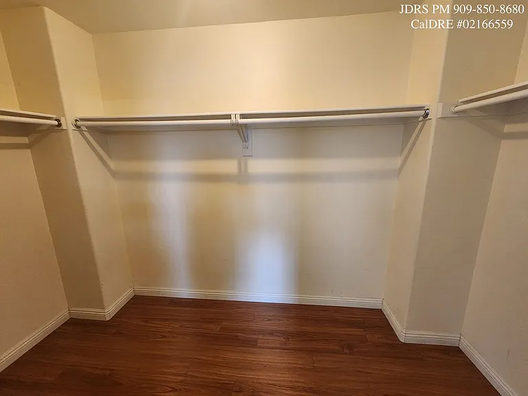 15752 Home Ct — Photo 13