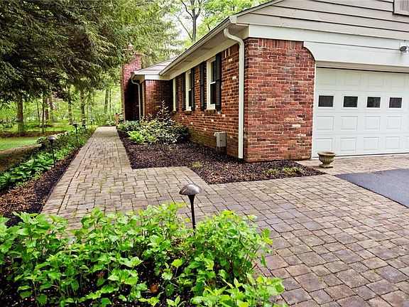 2nd image of 11931 Westwood Dr