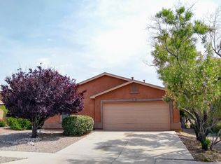 5817 Sandoval Dr NE, Rio Rancho, NM 87144