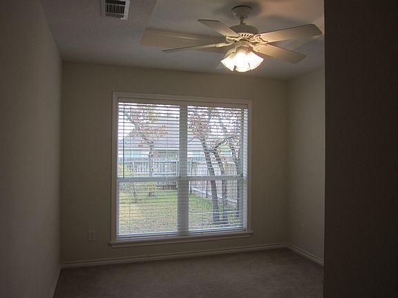 5th image of 2321 Kendal Green Cir