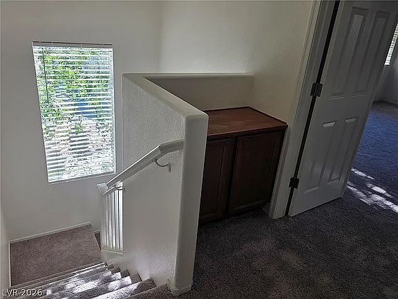 4th image of 934 Maple Pines Ave