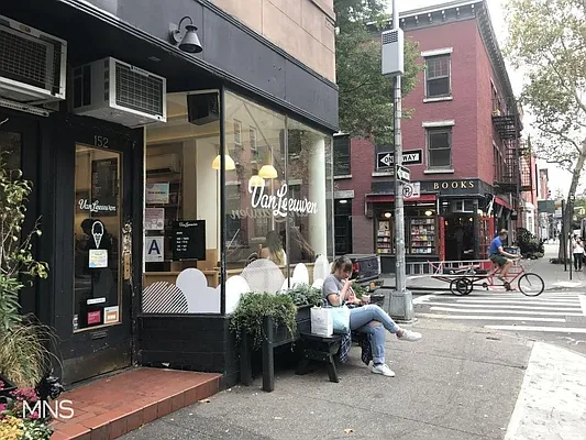 Rented by Dalan Rentals | media 22