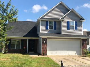 5716 Scarecrow Ct, Fayetteville, NC 28314