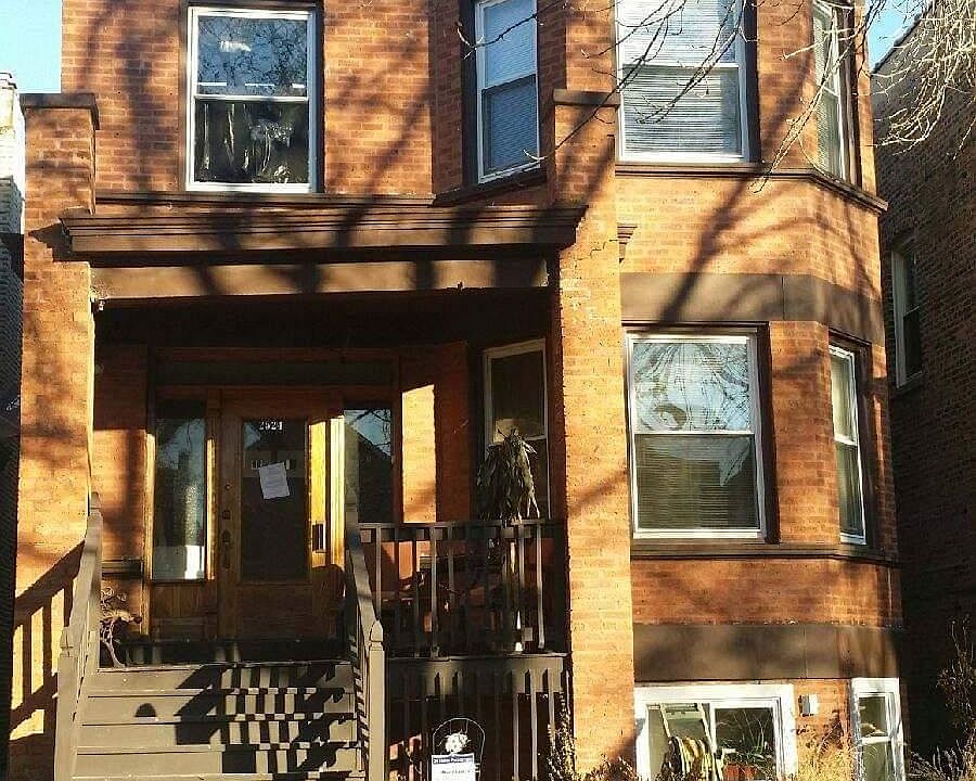 1st image of 2524 W Eastwood Ave