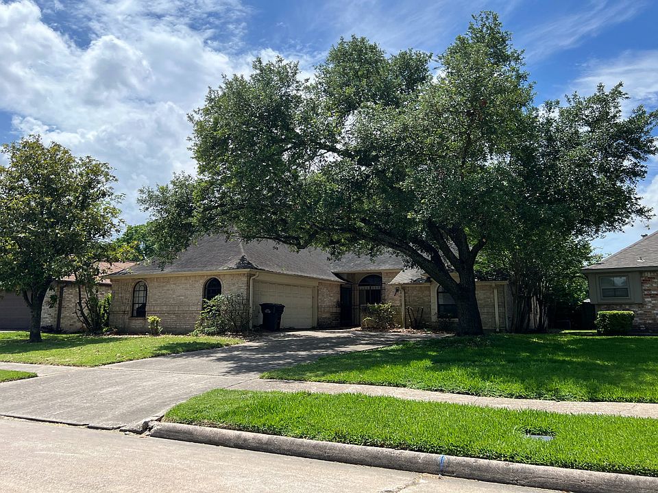 6215 Woodland Forest Dr, Houston, TX 77088 | Zillow