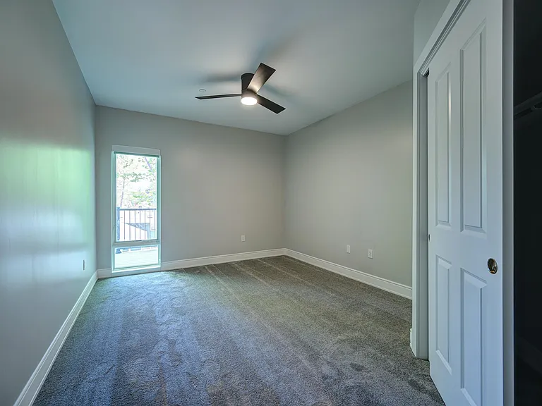 2059 Lafayette Rd #204 — Photo 11