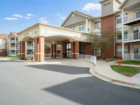 1880 3rd Ave NW Unit 115, Rochester, MN 55901
