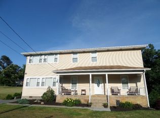 16 Broadway Rd, Pipestem, WV 25979
