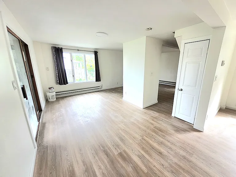 12 Hay St #1 — Photo 7