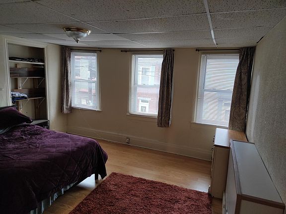 Upstairs bedroom