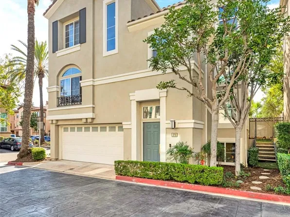 273 Montana Del Lago Dr, Rancho Santa Margarita, CA 92688