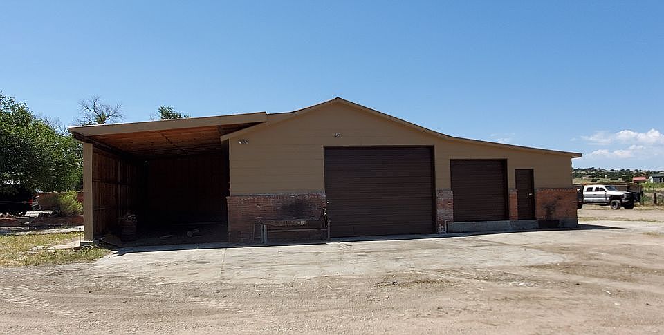 76x43 concrete shop