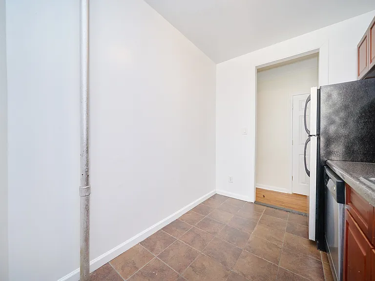 736 W 173rd St #C53 — Photo 5