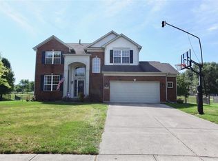 593 Homestead Ln, Greenwood, IN 46142