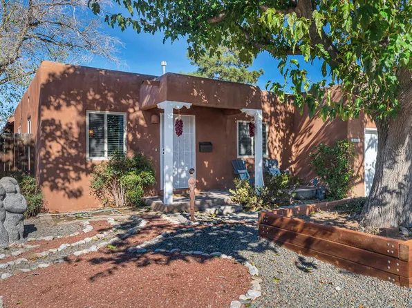 4627 Pershing Ave SE, Albuquerque, NM 87108