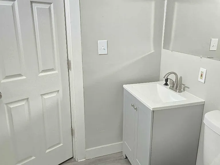 23 Salina St #1 — Photo 5