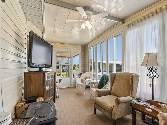 3rd image of 12501 ULMERTON ROAD #175