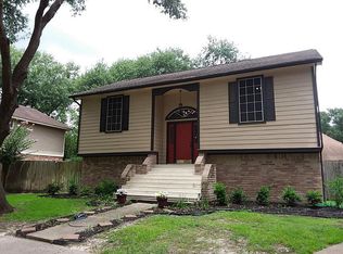 11206 Crayford Ct, Houston, TX 77065