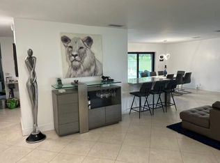 2400 SW 86th Ave, Davie, FL 33324