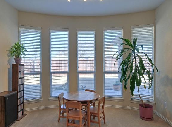 5th image of 2436 Waterside Dr