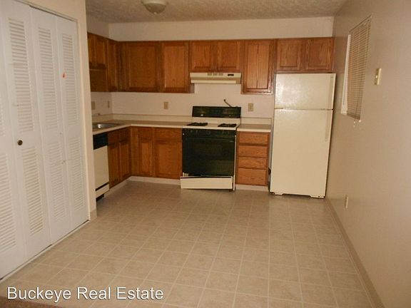 2nd image of 606 Riverview Dr APT S
