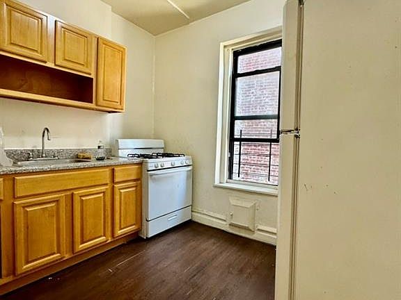 3rd image of 2109 85th St #406