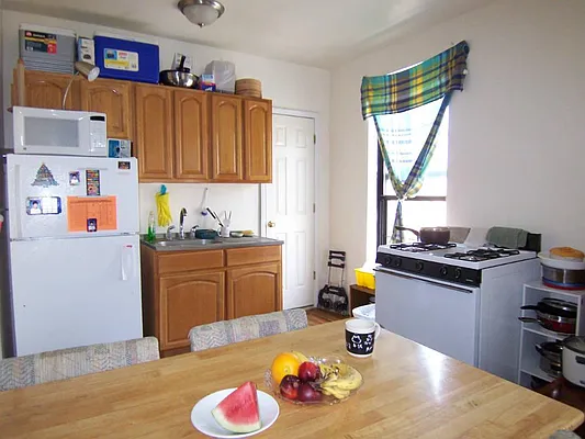 Rented by Town Residential | media 15