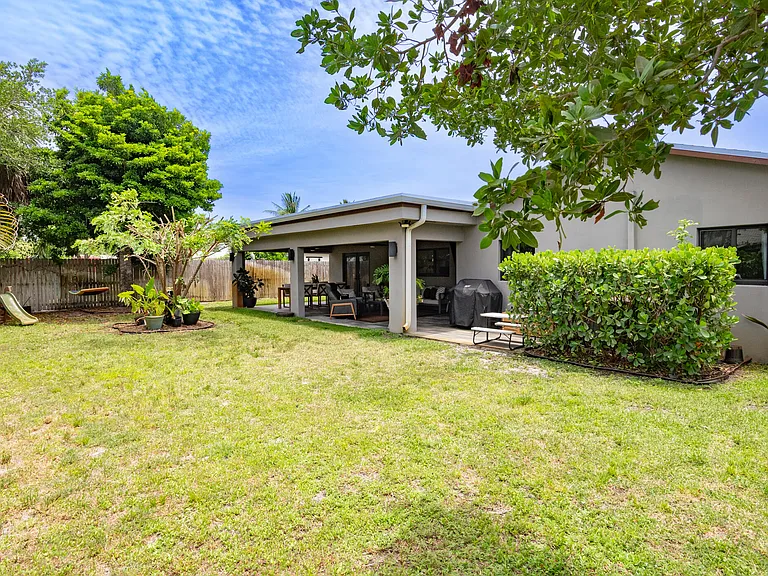 335 Franklin Rd — Photo 42