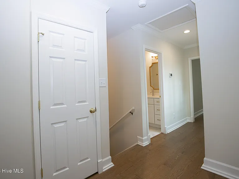 131 Racquet Ln — Photo 27